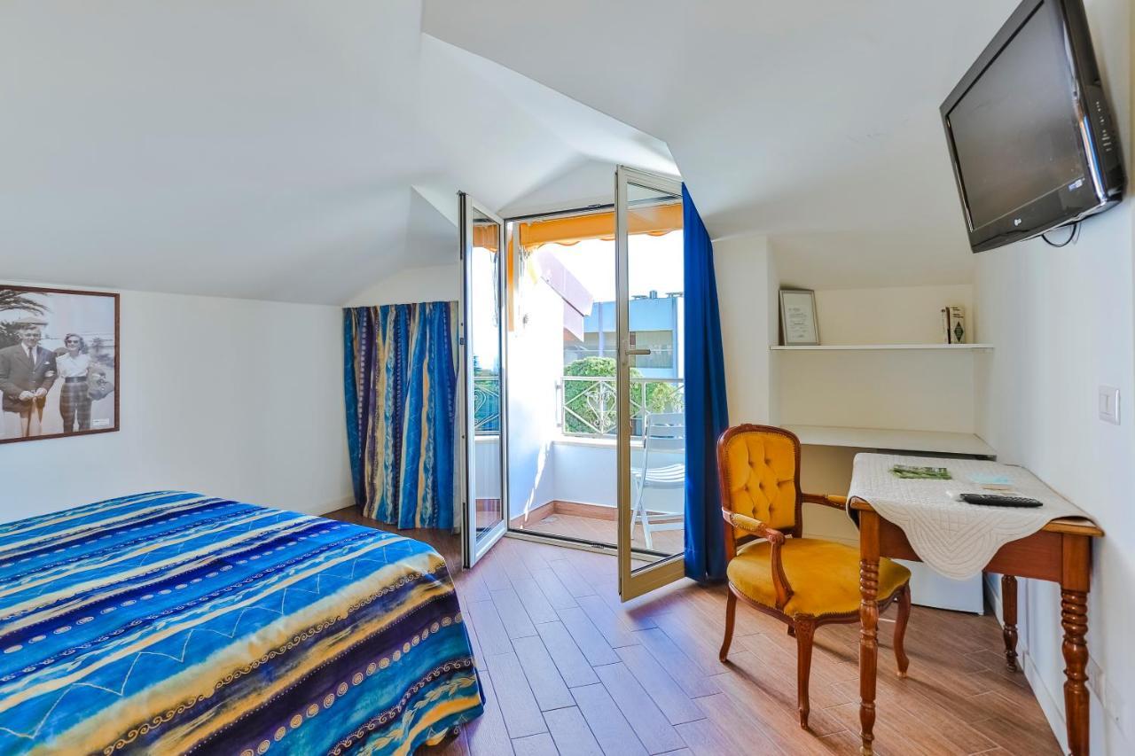 Casa Di Rossana Bed&Breakfast Сан Ремо Екстериор снимка